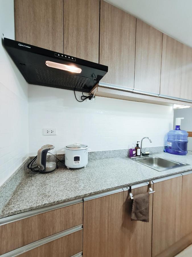 Cozy 1Br Condo Near Airport Davao City Exterior foto